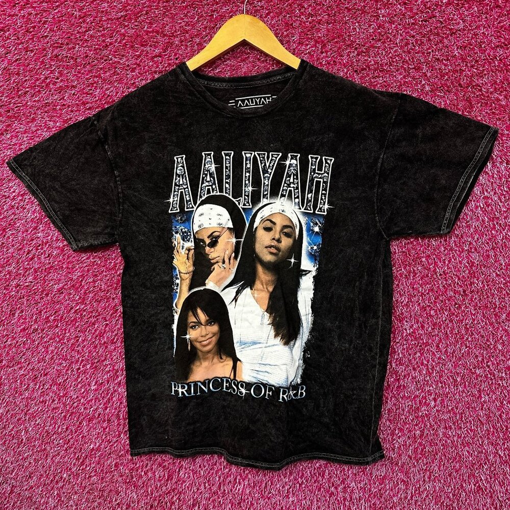 Aaliyah Princess Of Rnb Mineral Wash Tshirt size M/L